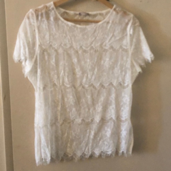 White lace top - Picture 1 of 1